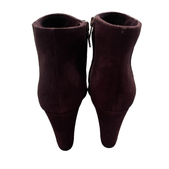 La Canadienne Suede Ankle Boots - Picture 6 of 8
